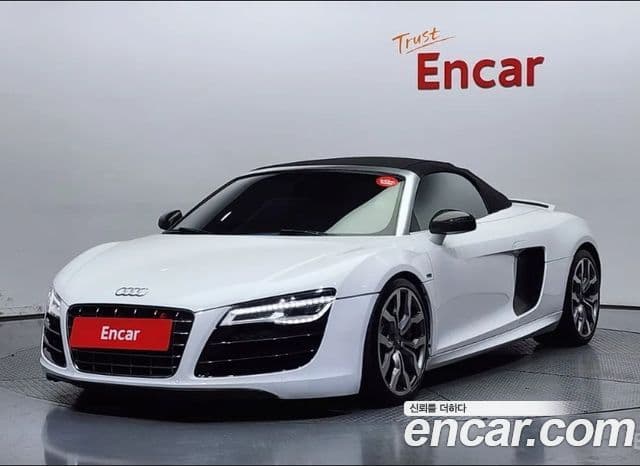 Audi R8 5.2 V10 Spyder, 2011 1