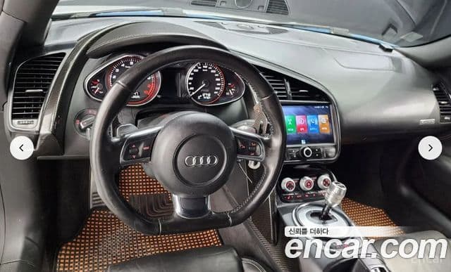 Audi R8 5.2 V10 Spyder, 2011 6