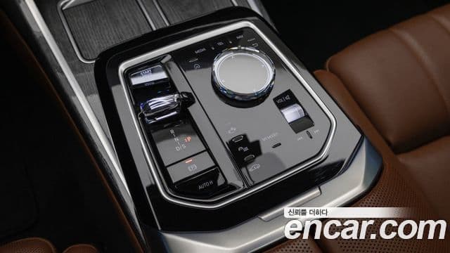 BMW 7시리즈 (G70) 740i xDrive M Sport, 2024 9
