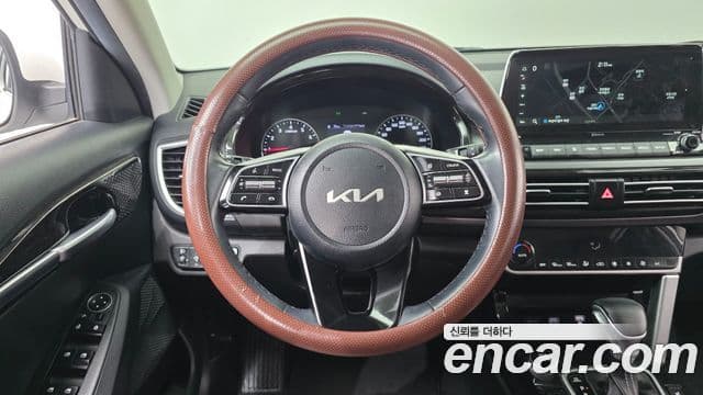 Kia Seltos Signature, 2022 13