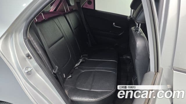 Kia All New Morning Luxury, 2012 12