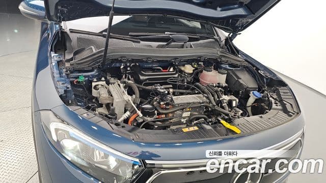 Mercedes-Benz EQA H243, 2022 6