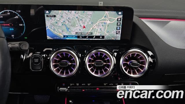 Mercedes-Benz EQA H243, 2022 14