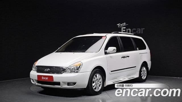 Kia Carnival R топовая версия, 2013 1