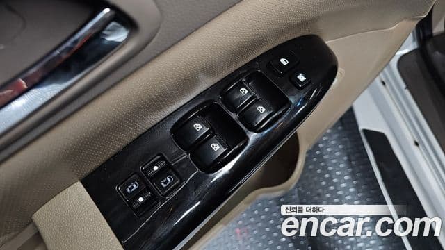 Kia Carnival R топовая версия, 2013 12