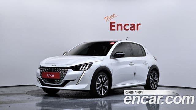 Peugeot e-208 2세대 GT, 2021 1