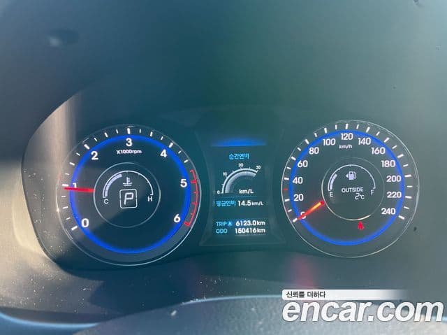 Hyundai i40 살룬 D Spec, 2015 11