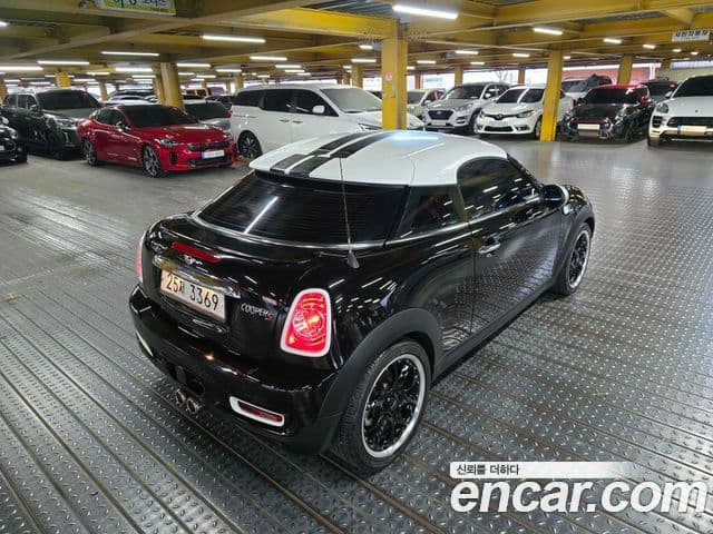 Mini Cooper S купе, 2012 3