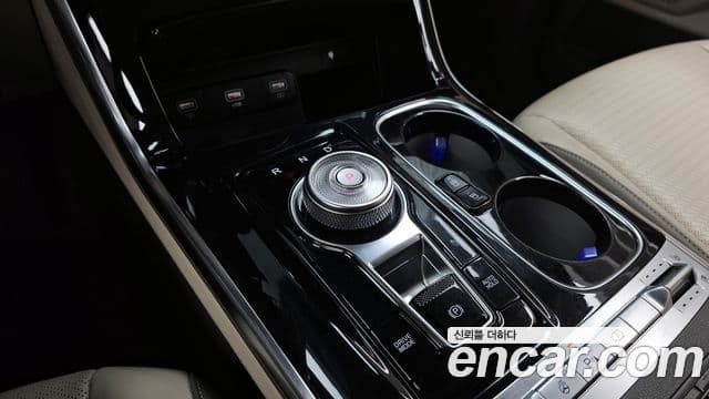 Kia Carnival 4세대 Signature, 2021 11