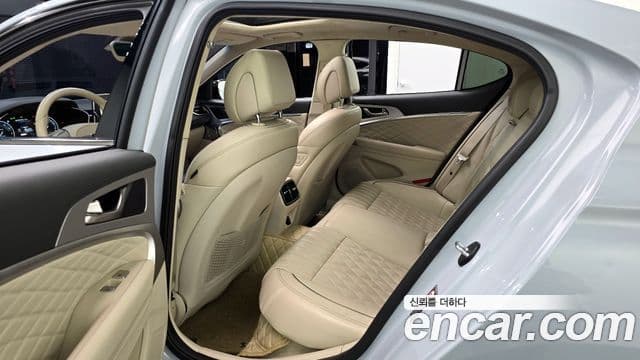 Genesis G70 Prestige, 2020 13