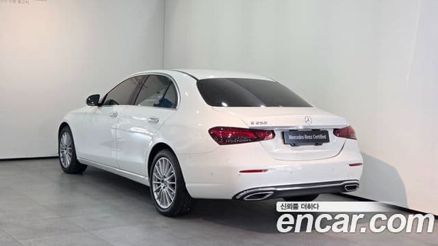 Mercedes-Benz E-класс W213 Exclusive, 2022 2