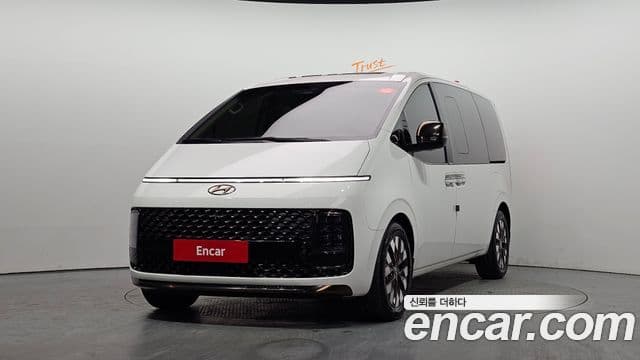 Hyundai Staria Inspiration, 2022 1