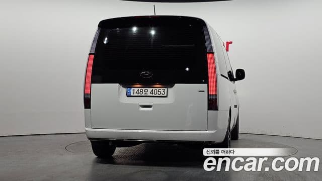 Hyundai Staria Inspiration, 2022 4