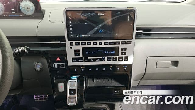 Hyundai Staria Inspiration, 2022 14