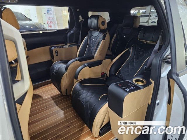 Kia Carnival 4세대 9인승 High Limousine(компания по спецнадстройкам), 2022 12