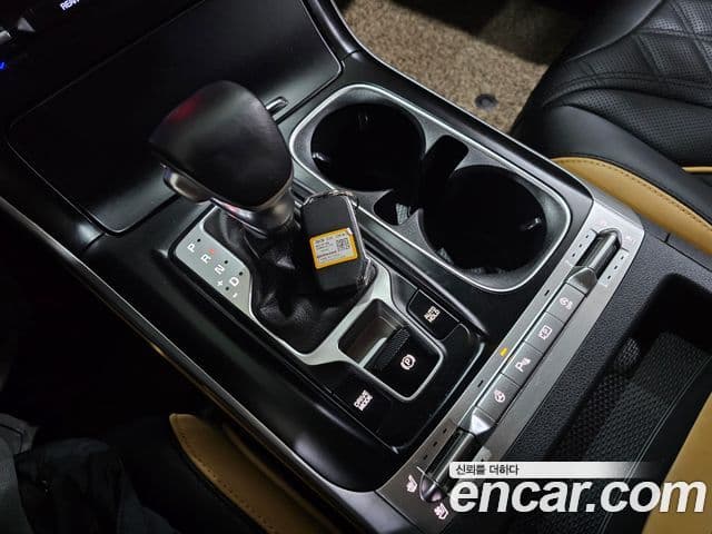 Kia Carnival 4세대 9인승 High Limousine(компания по спецнадстройкам), 2022 15