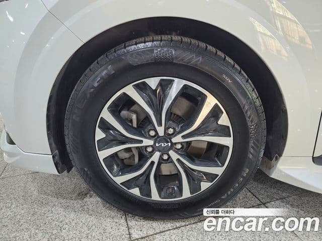 Kia Carnival 4세대 9인승 High Limousine(компания по спецнадстройкам), 2022 20