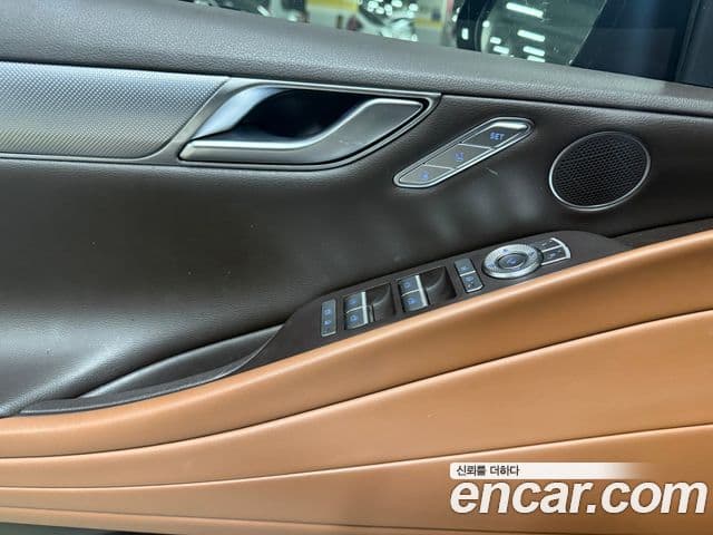 Genesis G80 (RG3) бензин 2.5 турбо AWD, 2023 12