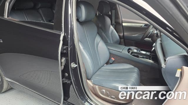 Genesis electrified G80 (RG3) e-AWD, 2022 12