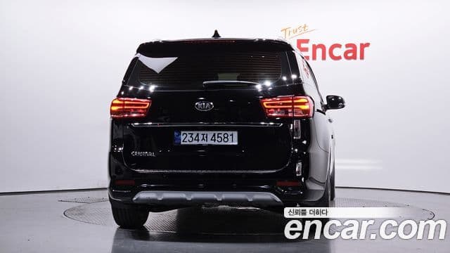 Kia The / новый New Carnival Prestige, 2020 4
