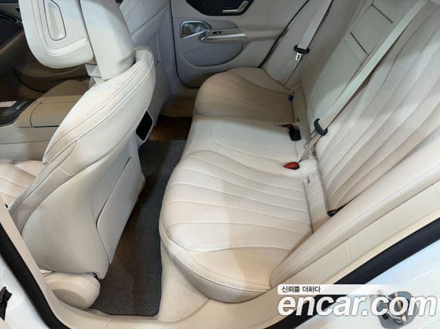 Mercedes-Benz E-класс W214 Exclusive, 2026 12