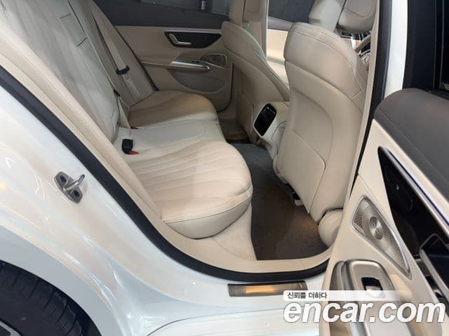 Mercedes-Benz E-класс W214 Exclusive, 2026 13