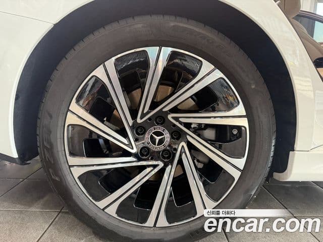 Mercedes-Benz E-класс W214 Exclusive, 2026 17