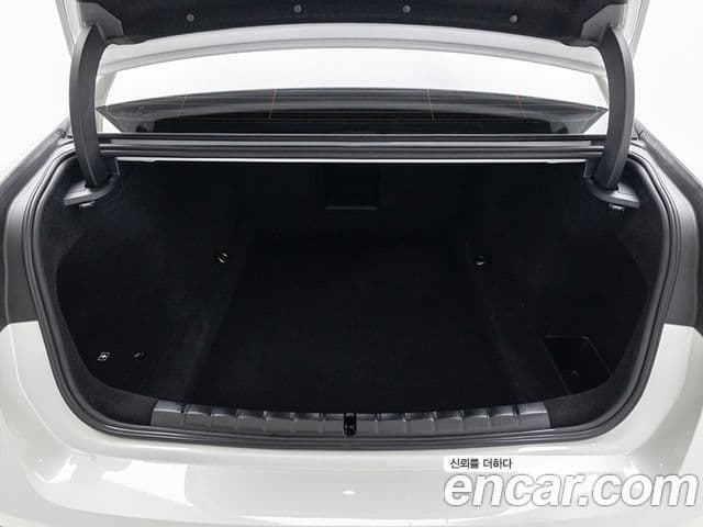 BMW 7시리즈 (G70) 740i sDrive Design Pure Excellence, 2023 9