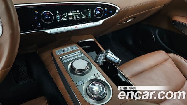 Genesis GV70, 2022 9