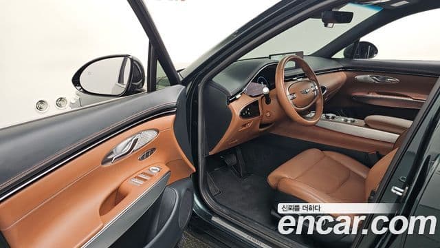 Genesis GV70, 2022 10