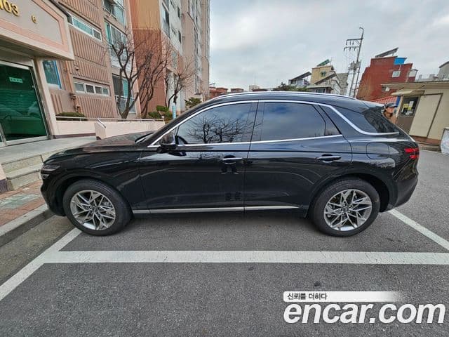 Genesis GV70, 2024 4