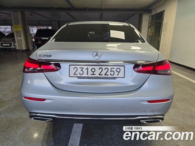 Mercedes-Benz E-класс W213 Avantgarde, 2022 4