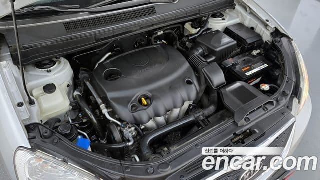 Kia 뉴카렌스 люксовая версия, 2013 6