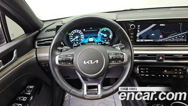 Kia K5 гибрид 3세대 Noblesse, 2022 15