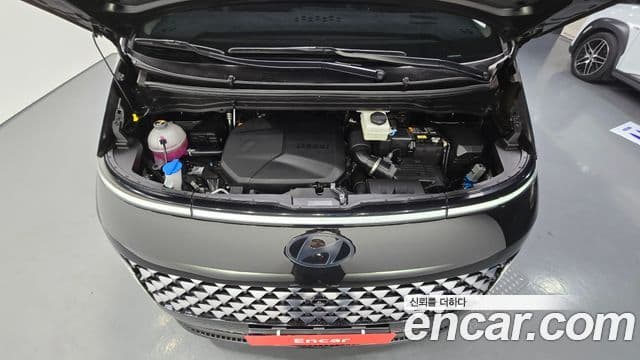 Hyundai Staria Inspiration, 2025 6