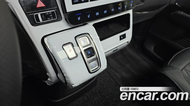 Hyundai Staria Inspiration, 2025 9
