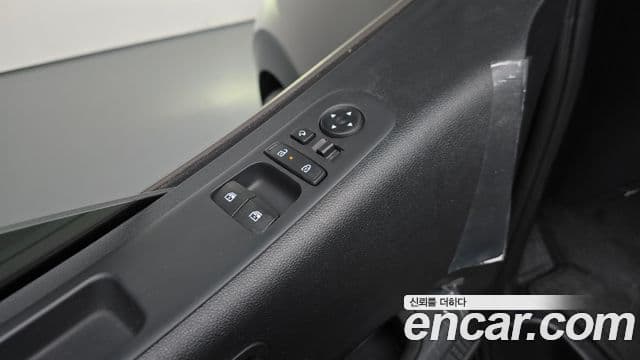 Hyundai Staria Inspiration, 2025 17