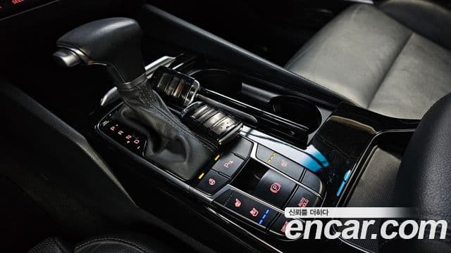 Kia All New K7 Prestige, 2017 9