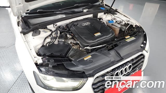 Audi New A4 B8, 2015 6