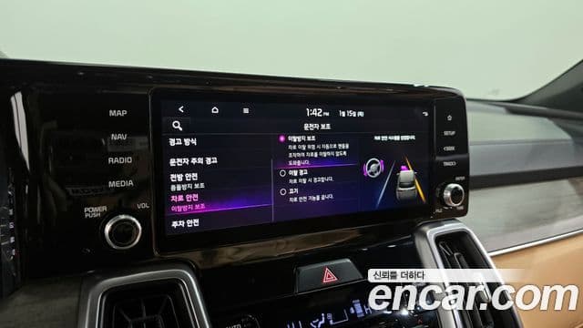Kia Sorento 4세대 Prestige, 2022 16