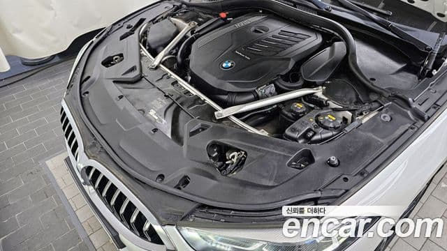 BMW 8시리즈 (G15) 840i xDrive M Sport first Edition купе, 2020 6
