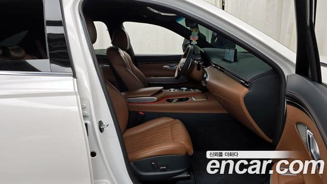 Genesis GV70, 2022 11