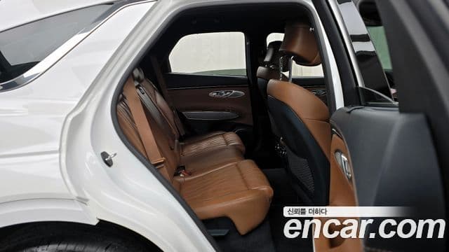 Genesis GV70, 2022 12