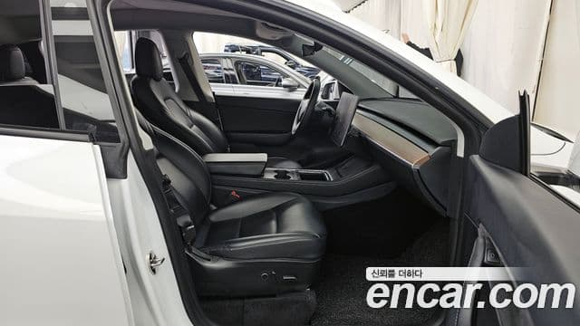 Tesla модель Y Long Range AWD, 2021 11