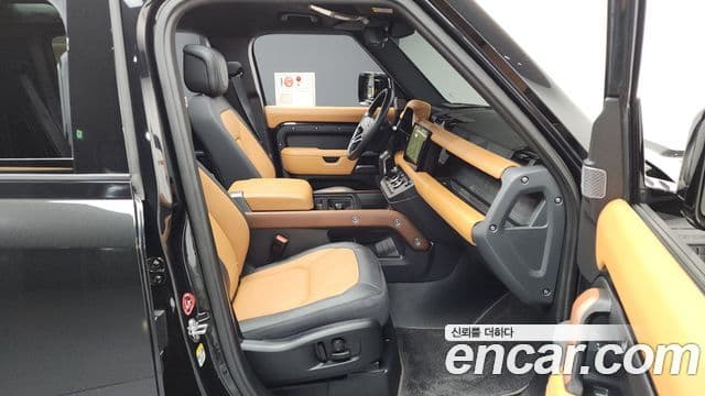 Land Rover Defender (L663) 110 P400 X, 2024 11