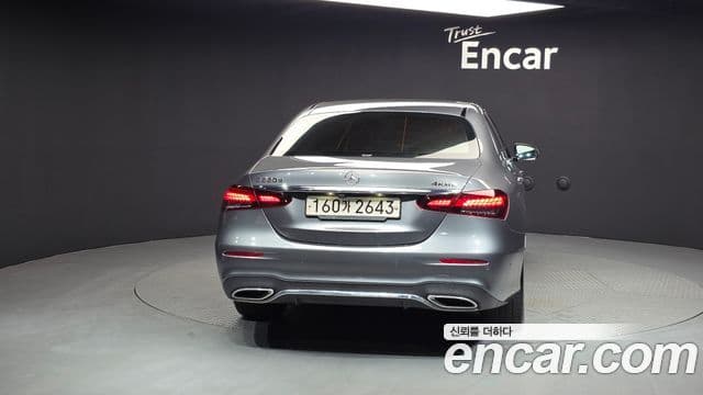 Mercedes-Benz E-класс W213 AMG Line, 2021 4