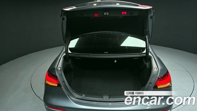 Mercedes-Benz E-класс W213 AMG Line, 2021 20
