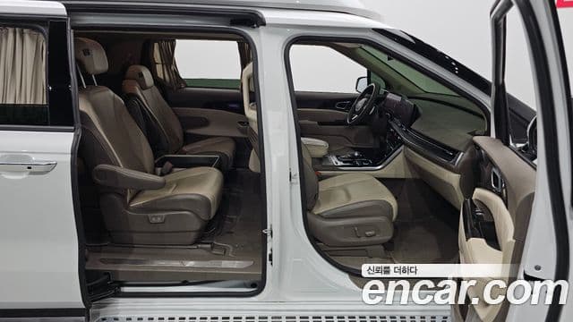 Kia Carnival 4세대 Signature, 2023 10