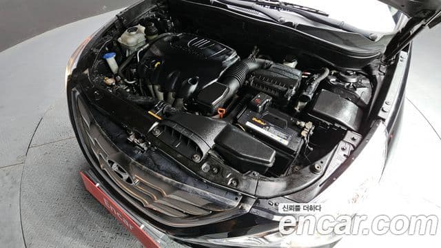 Hyundai YF Sonata Luxury, 2011 6