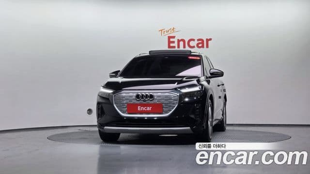 Audi Q4 e-Tron (F4), 2022 3